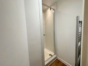 Bathroom- click for photo gallery